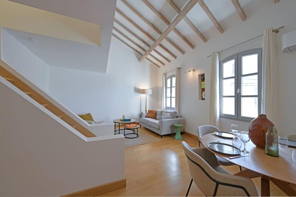Les Toits Des Papes - Clim - Wifi - Appartement